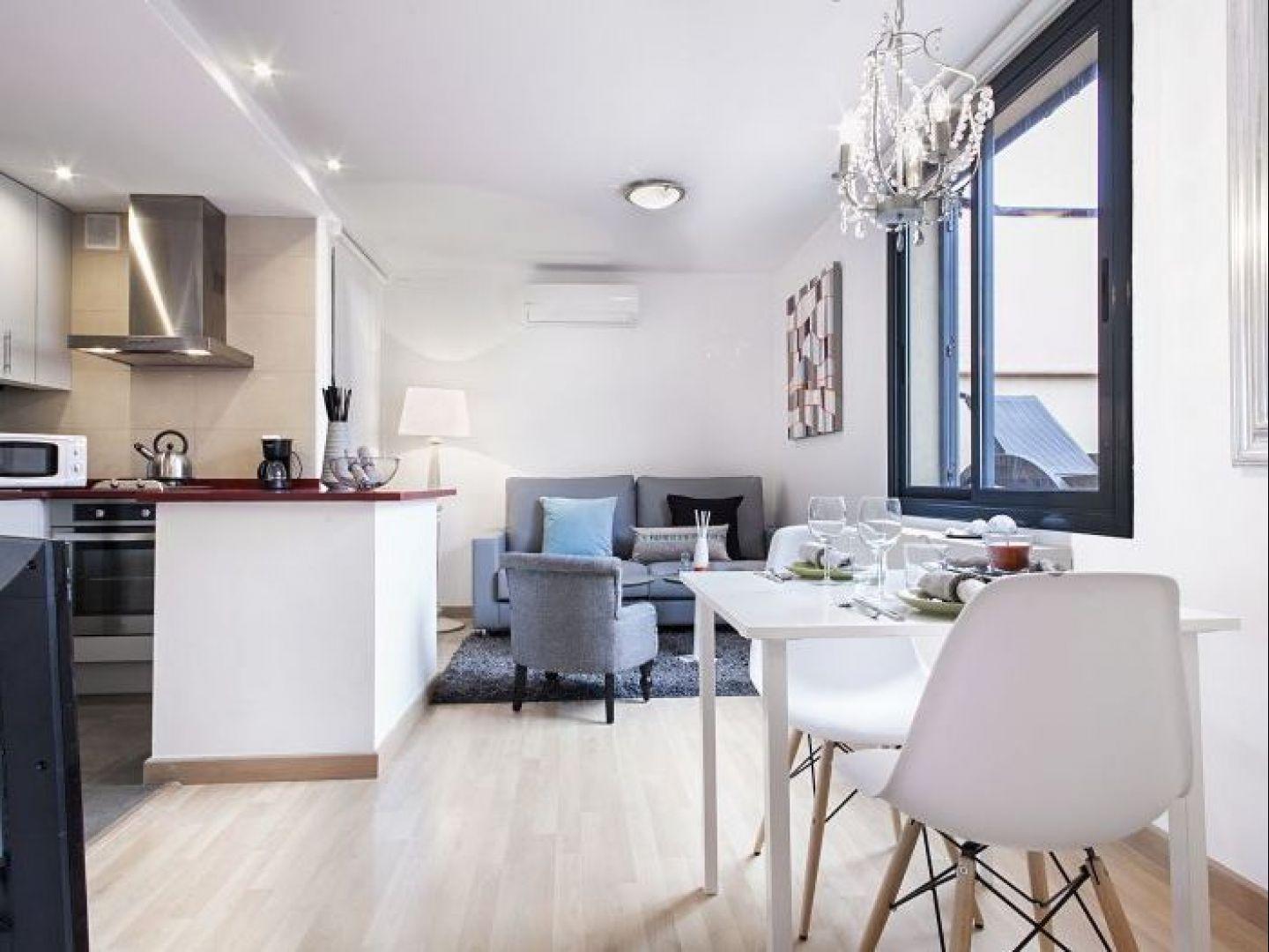 Rambla Attic Paris Apartament *